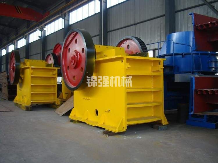 大型石子破碎機價格多少錢一臺？石料破碎機生產廠家哪家好？