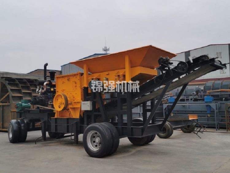 移動破碎生產(chǎn)線(圖2) 移動破碎生產(chǎn)線(圖2)